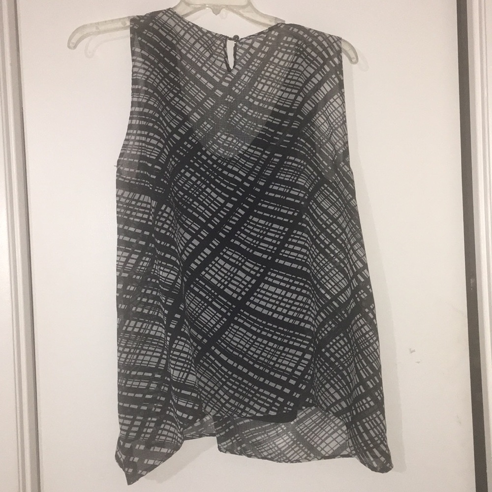 AVENUE Sheer Top - Picture 5 of 8